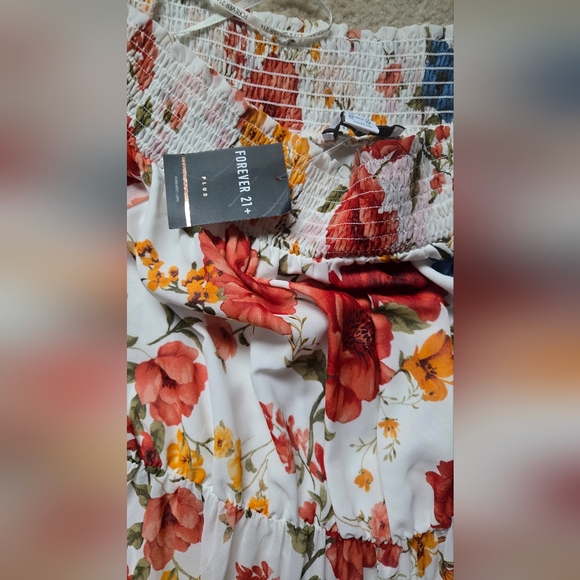 NWT Forever 21 Off The Shoulder Floral Maxi Dress Size 1X - Picture 4 of 4